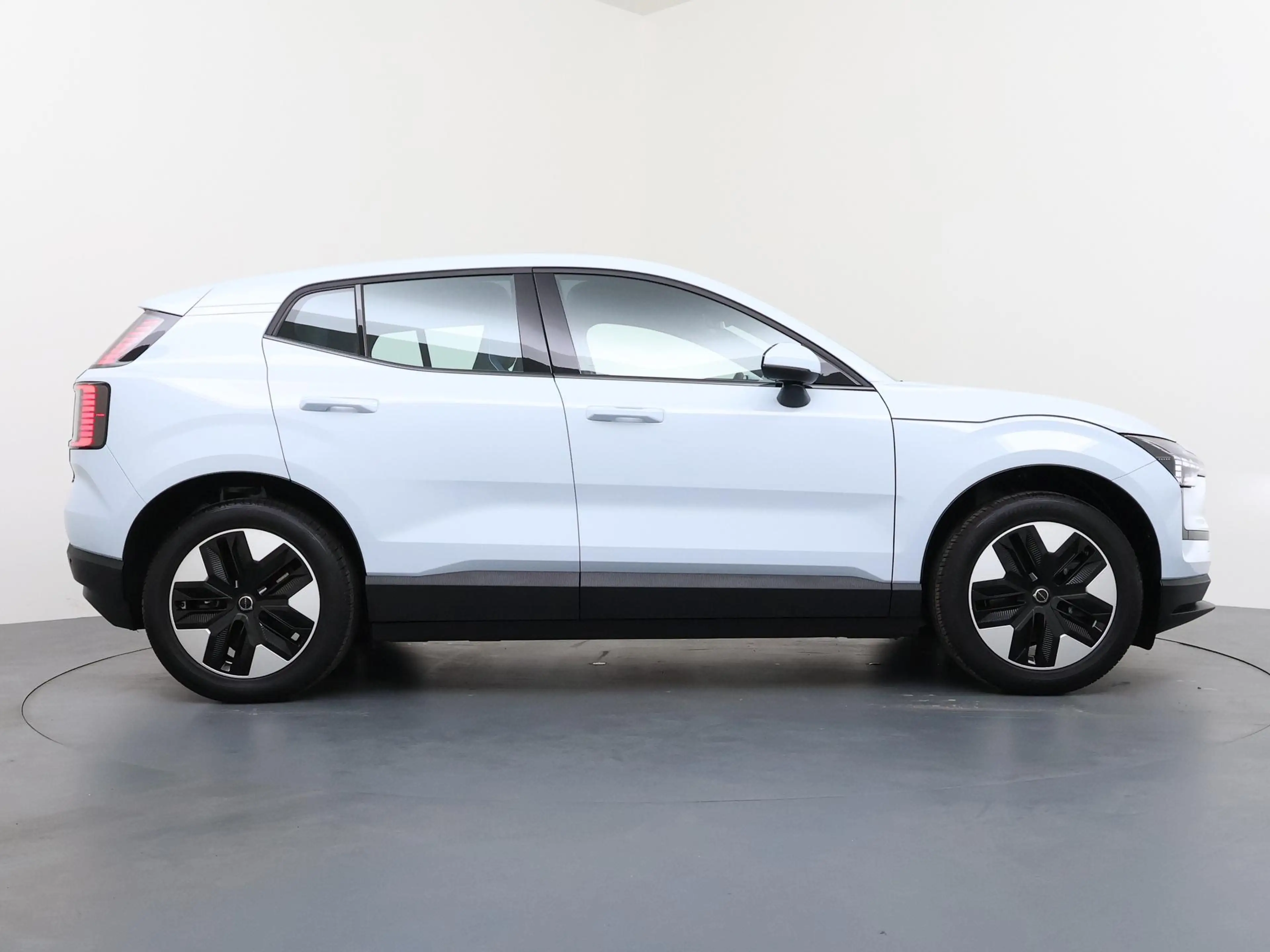 Volvo EX30 Single Motor Core 51 kWh | SOH 98,8% | 337 km WLTP — photo 6