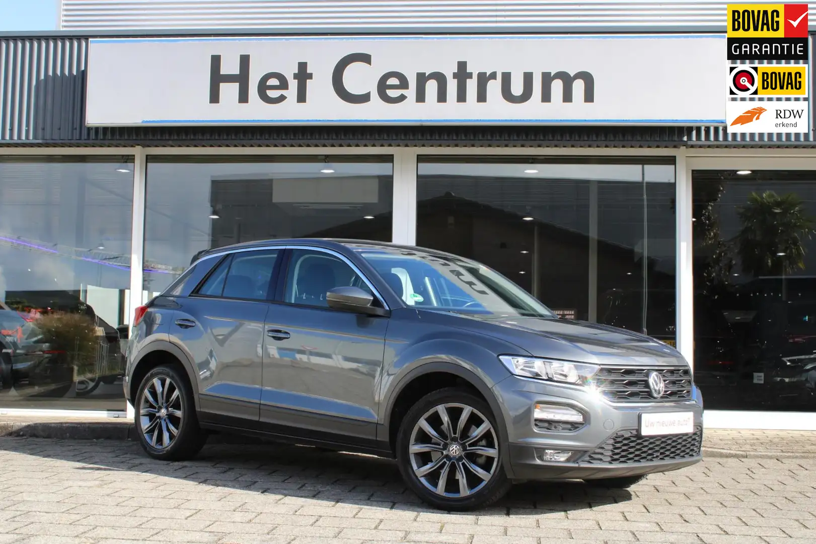 Volkswagen T-Roc 1.0 TSI 116PK Style / Verwarmbare stoelen / Naviag Gris - 1