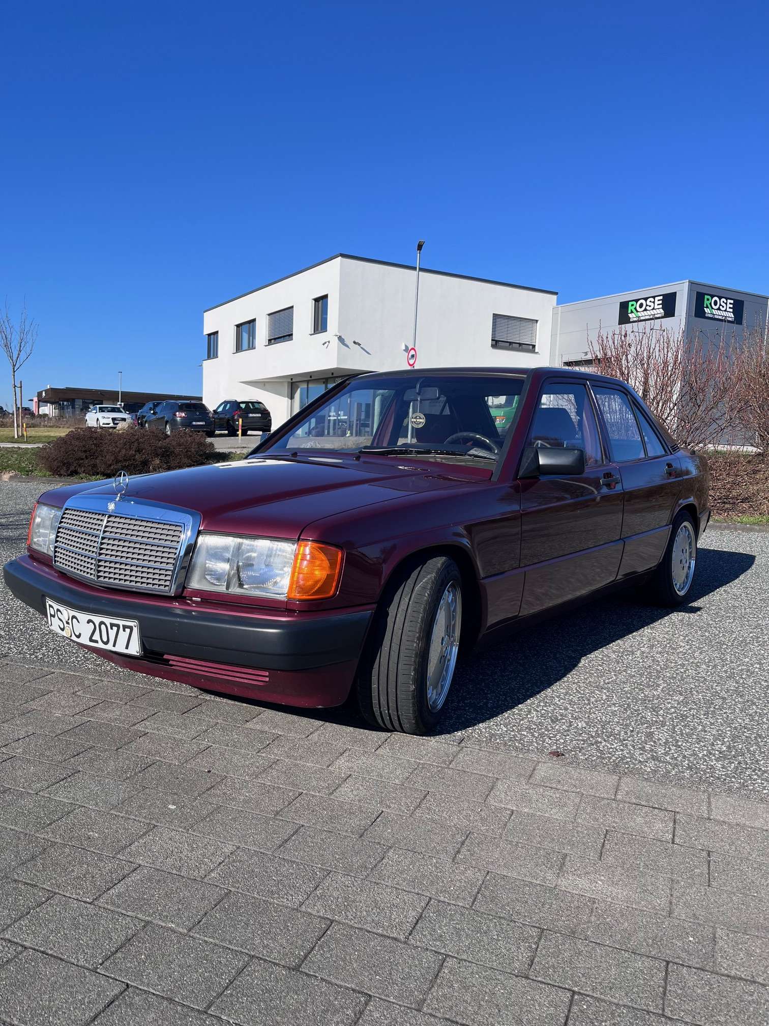 Second hand Mercedes Benz 190 1.8