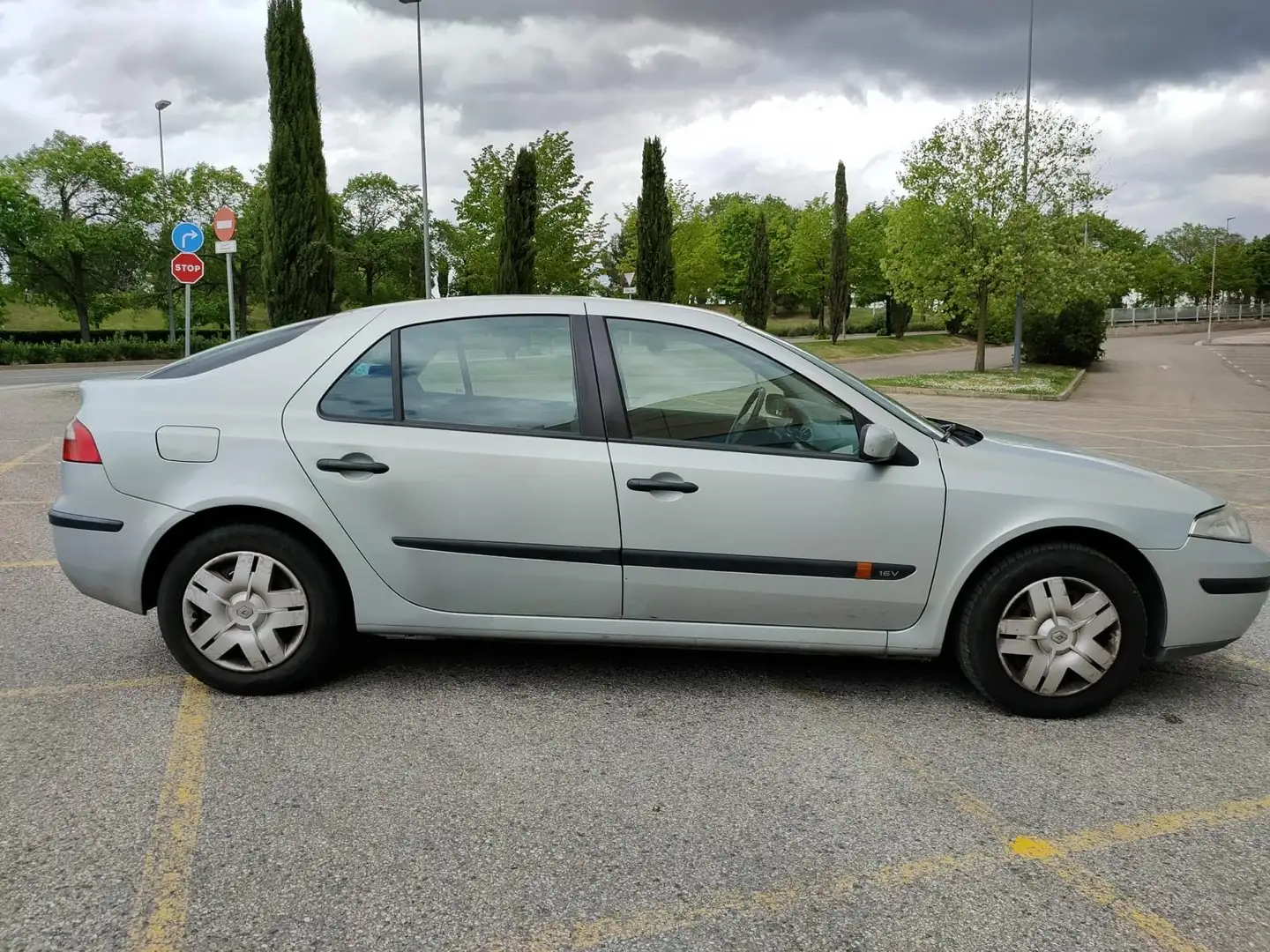 Renault Laguna 1.6 RT - 2
