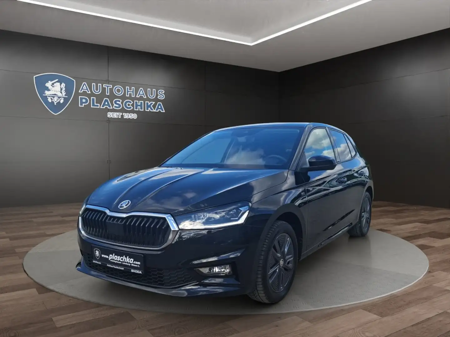 Skoda Fabia 1.0 MPI Drive PDC+LED+APP Klima Rückfahrkamera Schwarz - 1