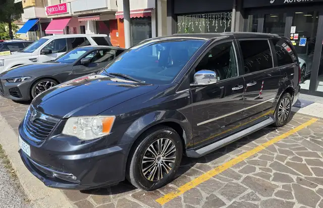 Lancia Voyager Voyager 2.8 Turbodiesel S 177 CV FULL OPTIONAL DVD