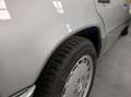 Mercedes-Benz E 230 Plateado - thumbnail 11