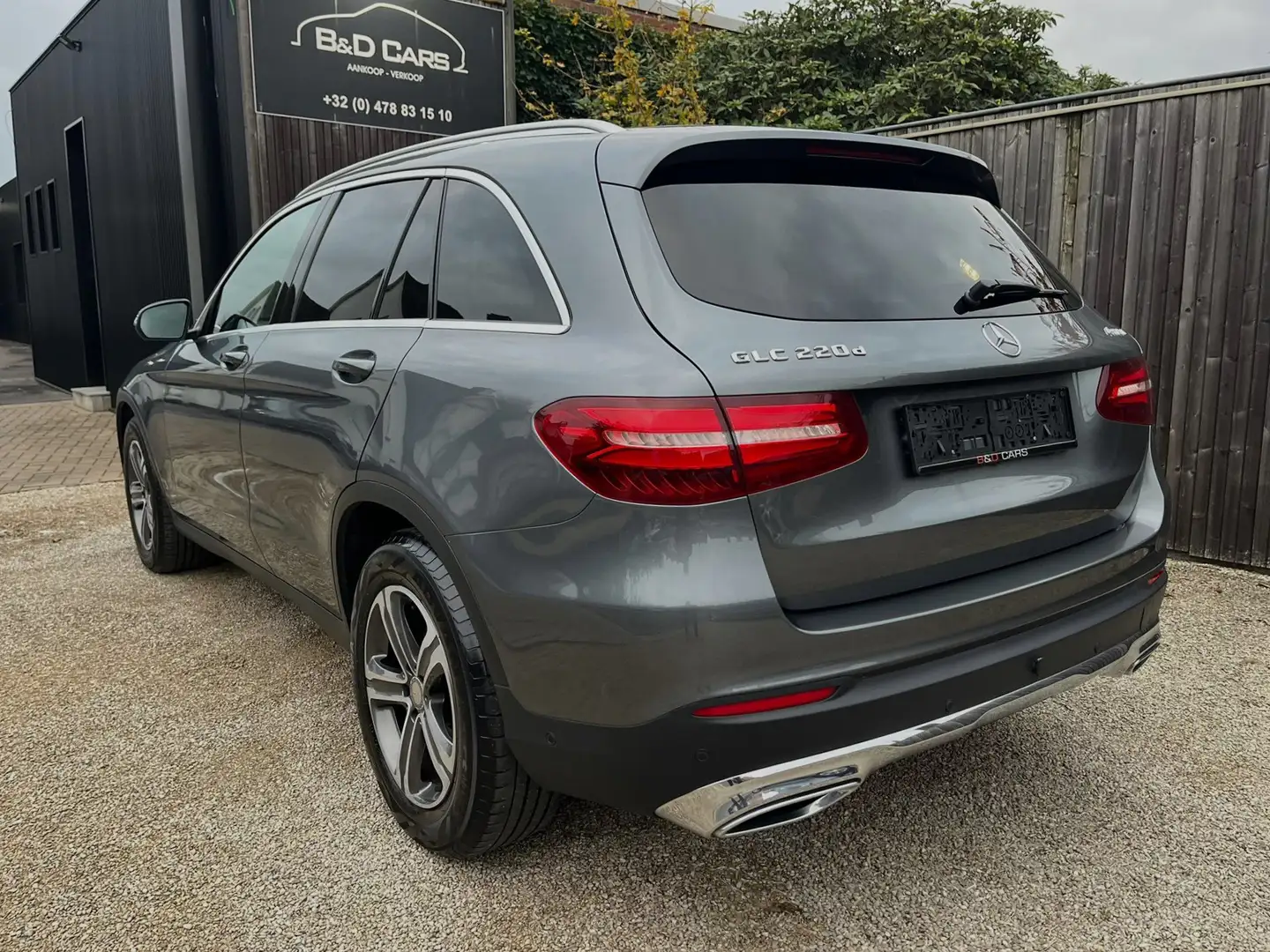 Mercedes-Benz GLC 220 d 4-Matic PANORAMADAK/18"/FULL-LED/HALF-LEDER/CAM Gris - 2