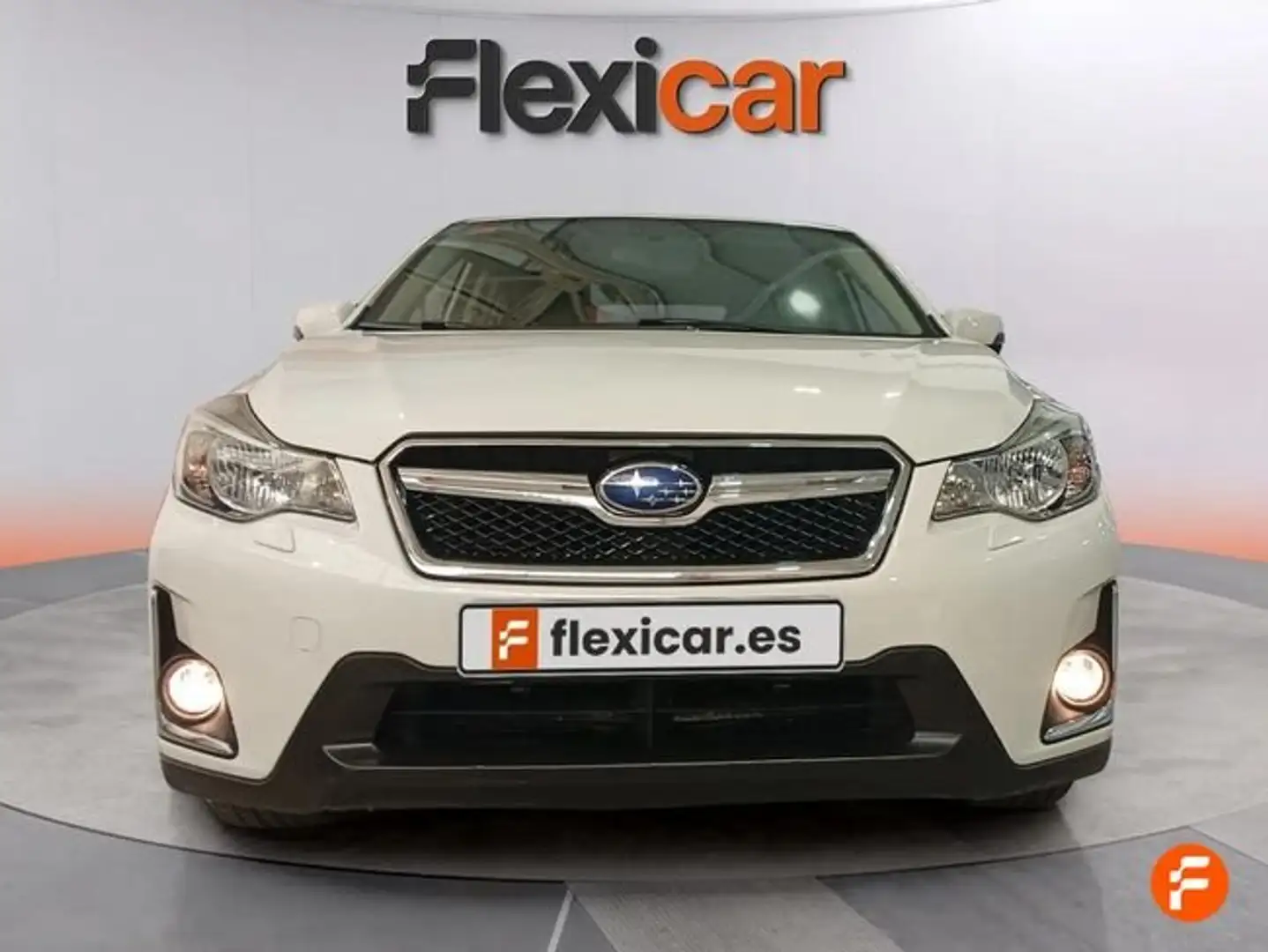 Subaru XV 2.0i Executive Plus CVT Blanc - 2