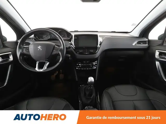 Peugeot 2008 view 12
