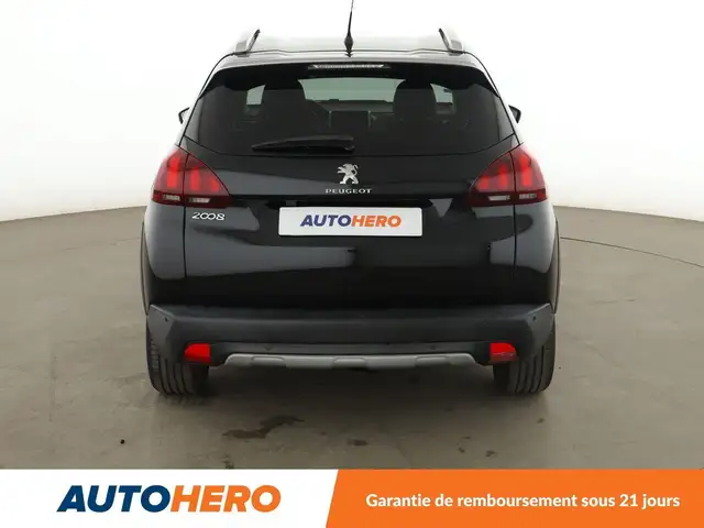 Peugeot 2008 view 5