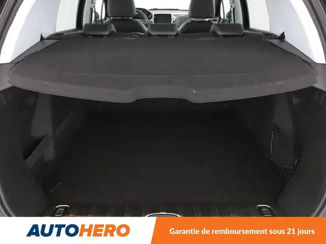 Peugeot 2008 view 17