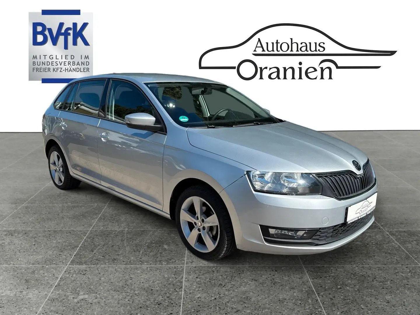 Skoda Rapid/Spaceback Spaceback Cool Edition,AUTOMATIK Срібний - 1