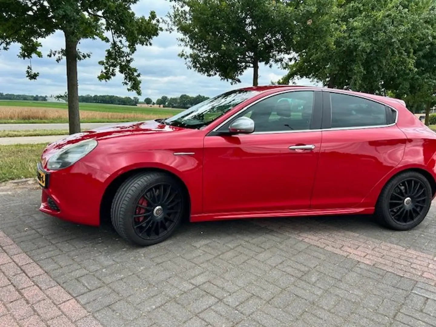Alfa Romeo Giulietta Giulietta 1.4 T Distinctive Rood - 2