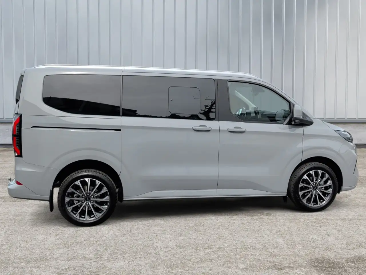 Ford Tourneo Custom Titanium X 320L1 Aut.+B&O+AHK+ACC Klima Navi 7