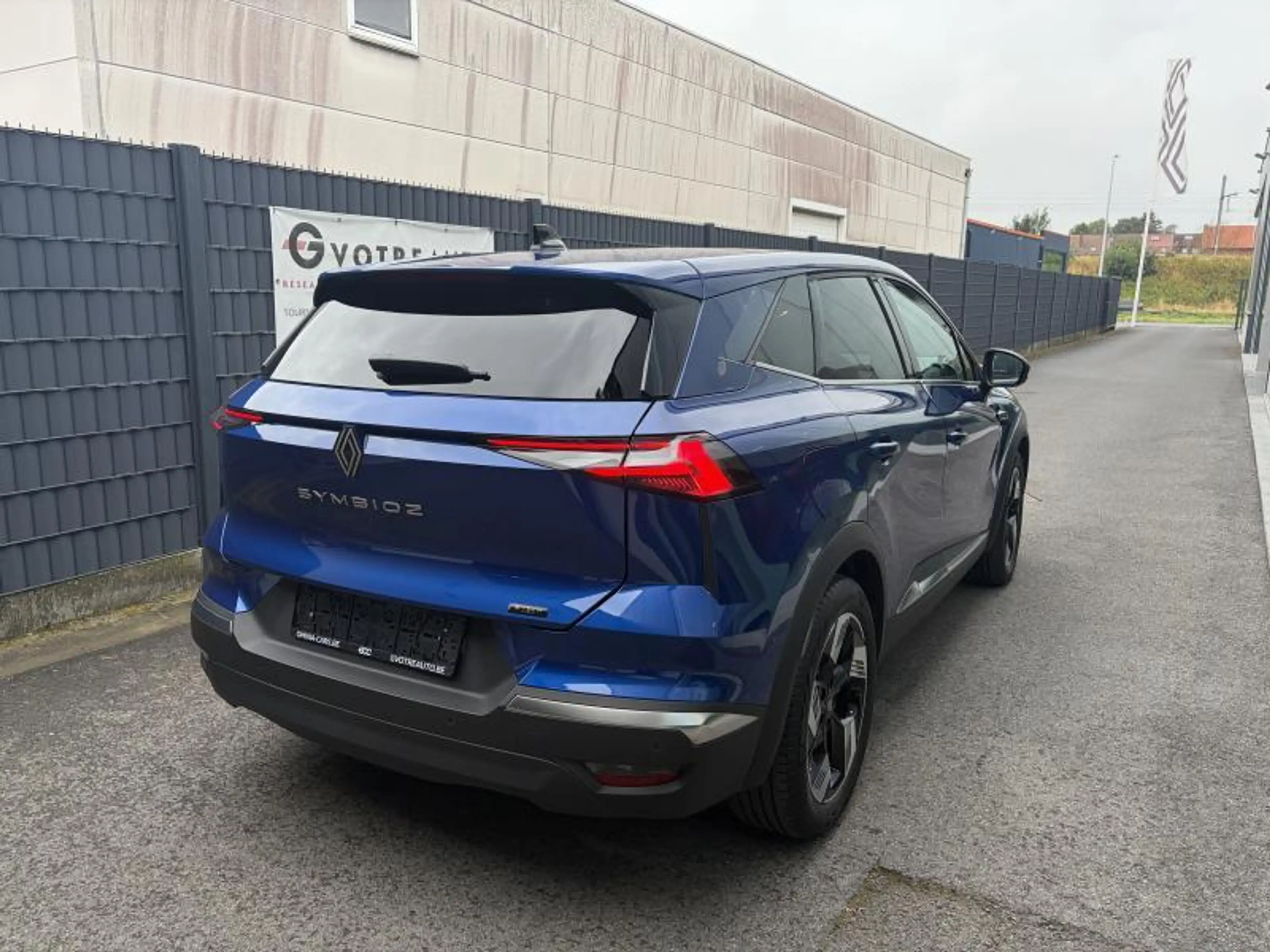 Renault Symbioz Techno etechfullhybrid 145 — photo 6