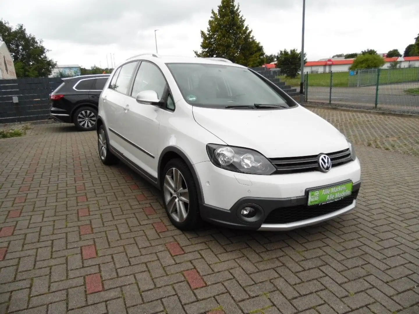 Volkswagen Golf 1.2 TSI Cross Weiß - 2