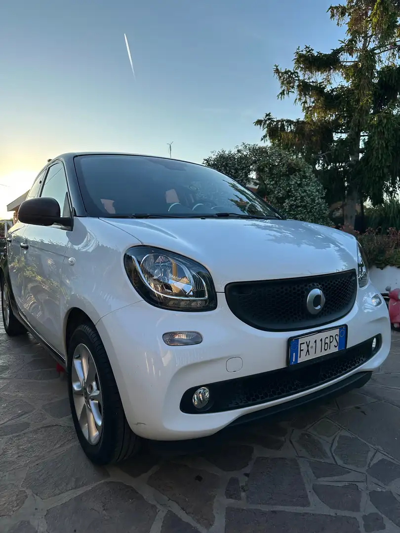 smart forFour Forfour 1.0 Youngster 71cv my18 Blanc - 1