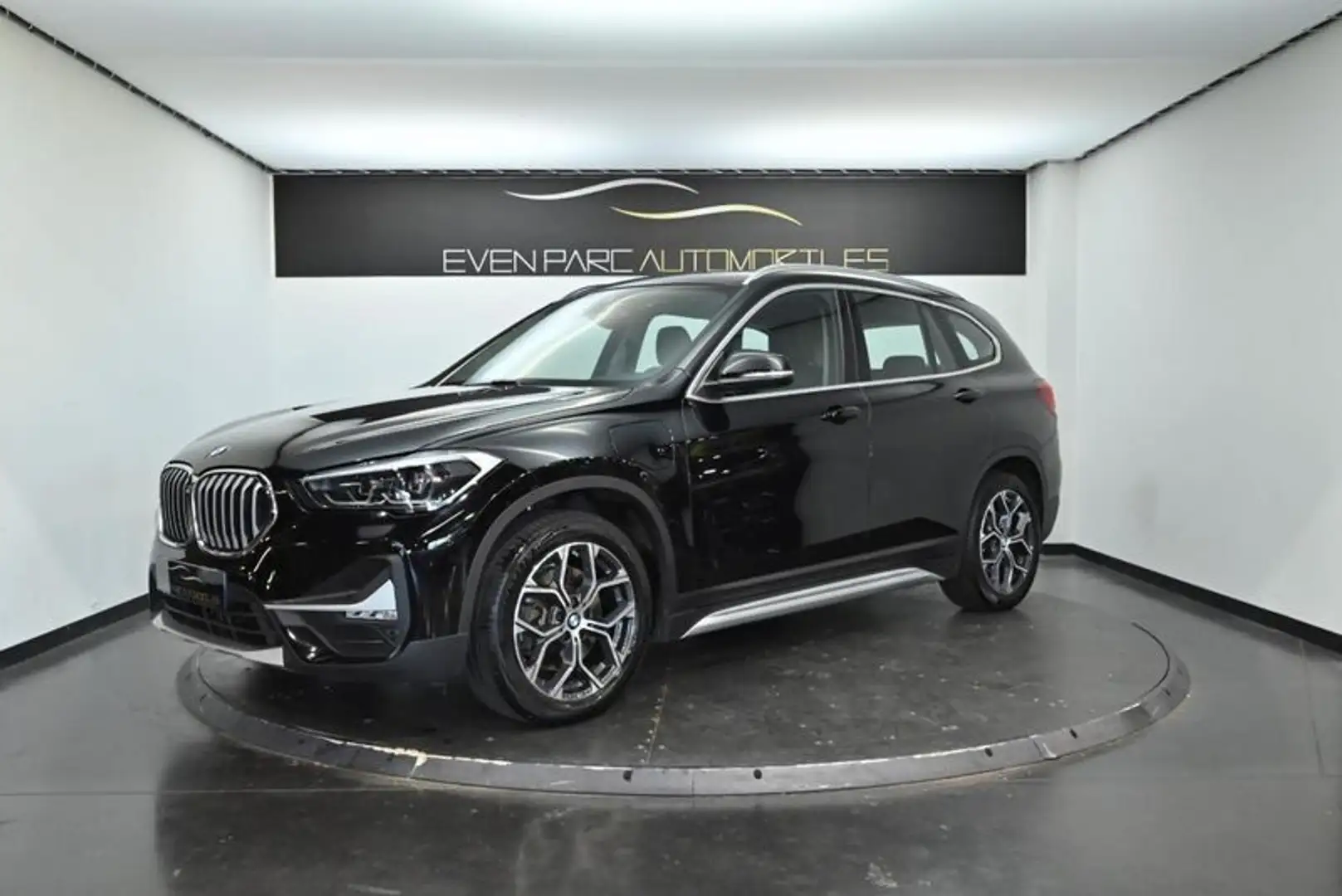 BMW X1 F48 LCI xDrive 25e 220 ch BVA6 xLine - 1