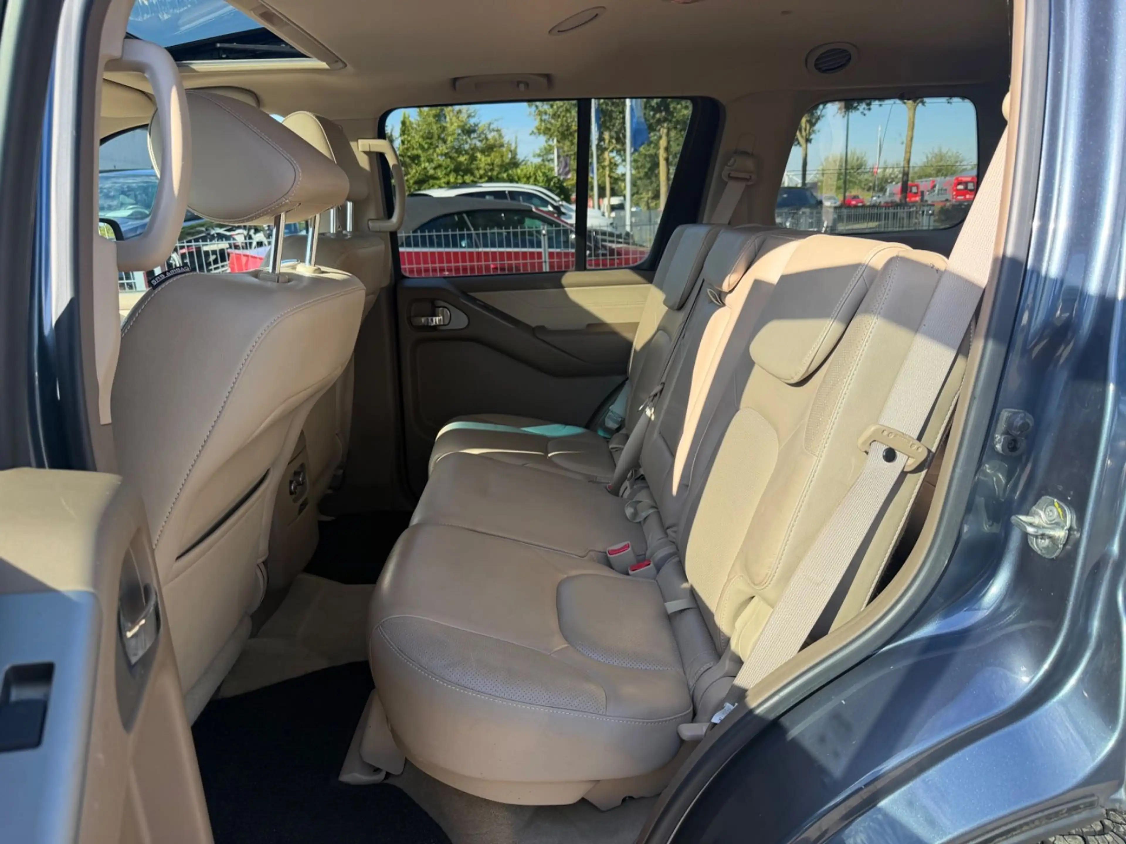Nissan Pathfinder LE 2.5 dCi Kamer Xenon 7-Sitz S-Dach — photo 14