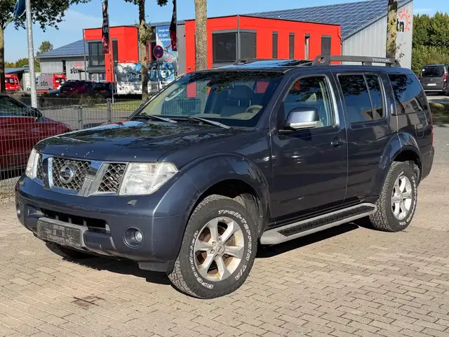 Nissan Pathfinder LE 2.5 dCi Kamer Xenon 7-Sitz S-Dach