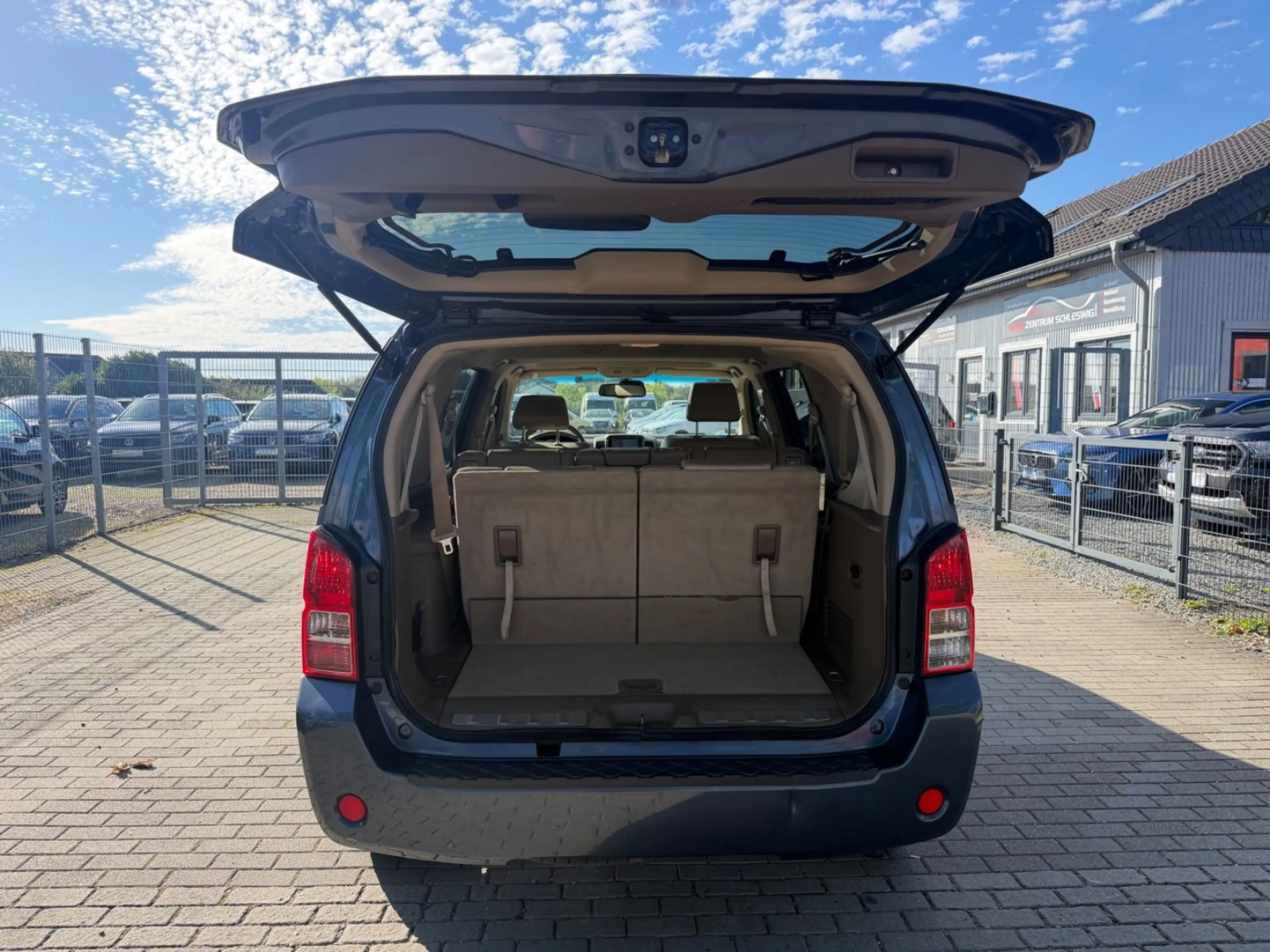 Nissan Pathfinder LE 2.5 dCi Kamer Xenon 7-Sitz S-Dach — photo 7