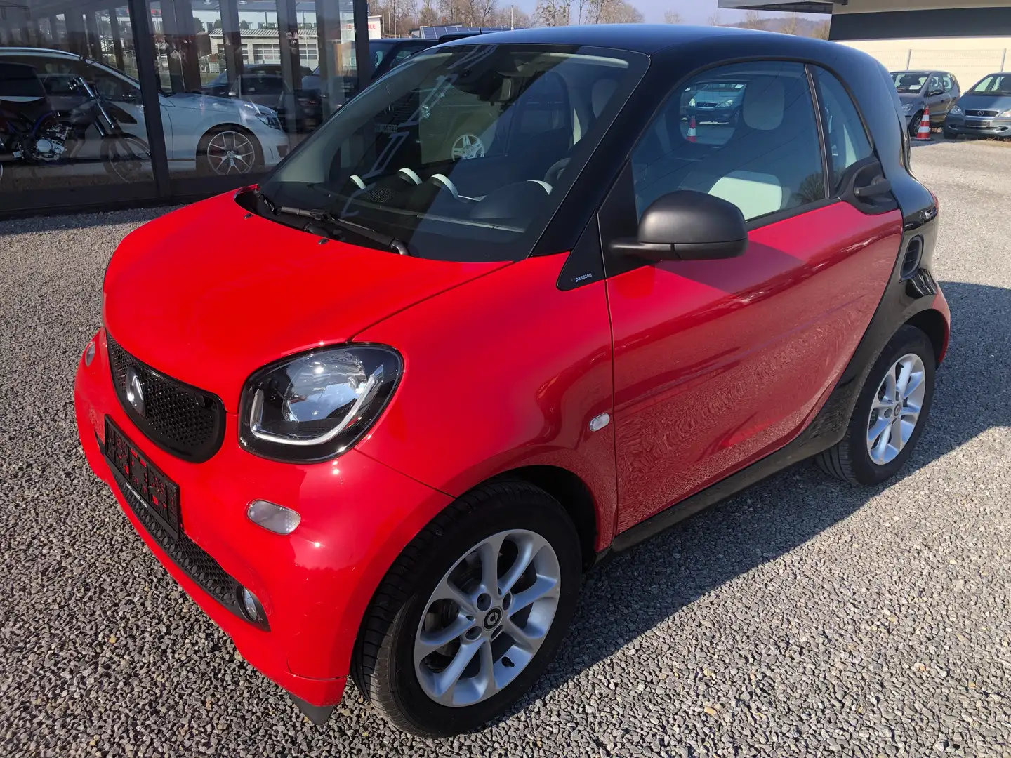 smart forTwo coupé 1.0 52kW*Klima*Panoramadach*1.Hand* Rosso - 1