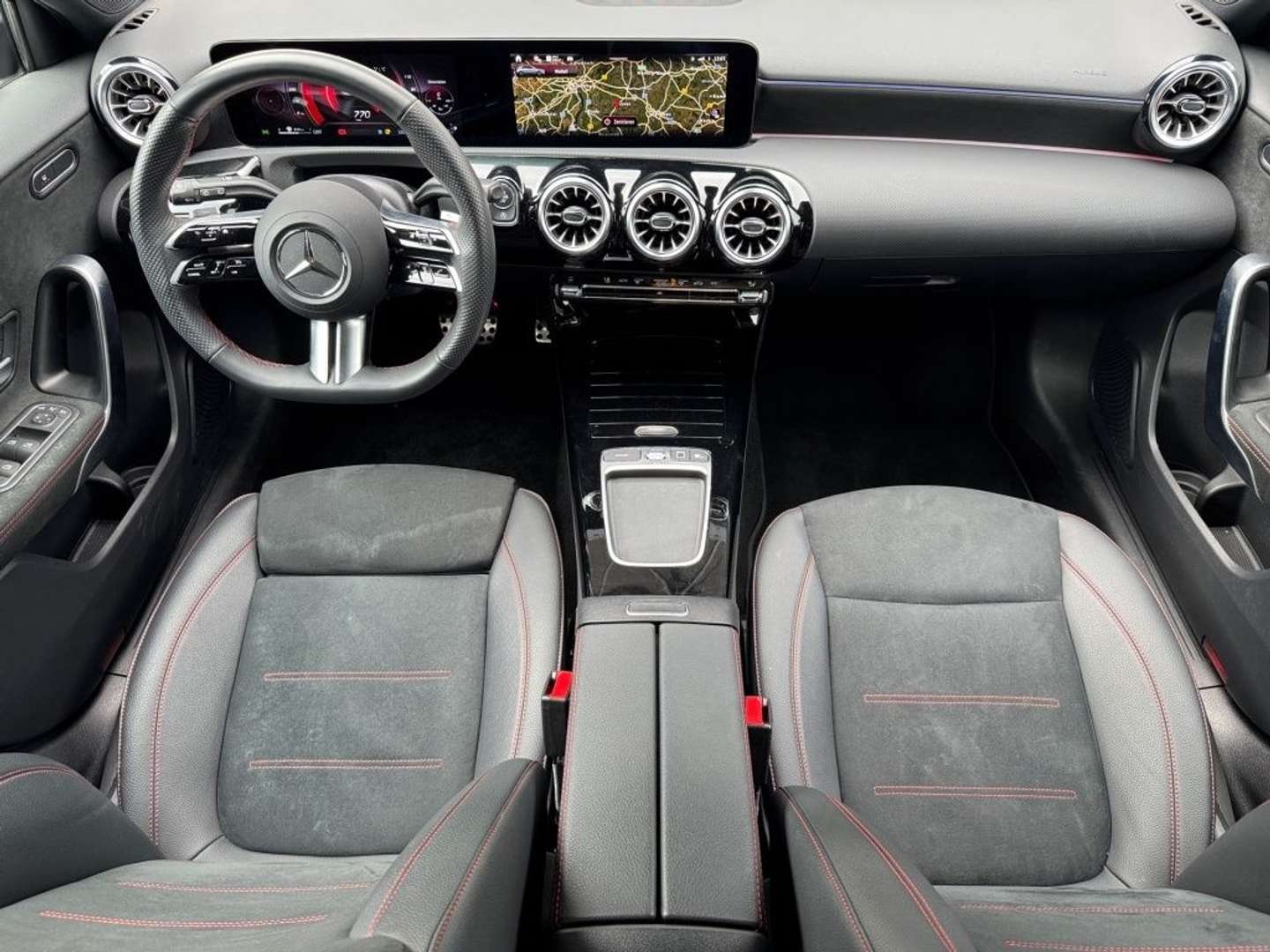 Mercedes Classe A 200 AMG Line - - Joinsteer - #2