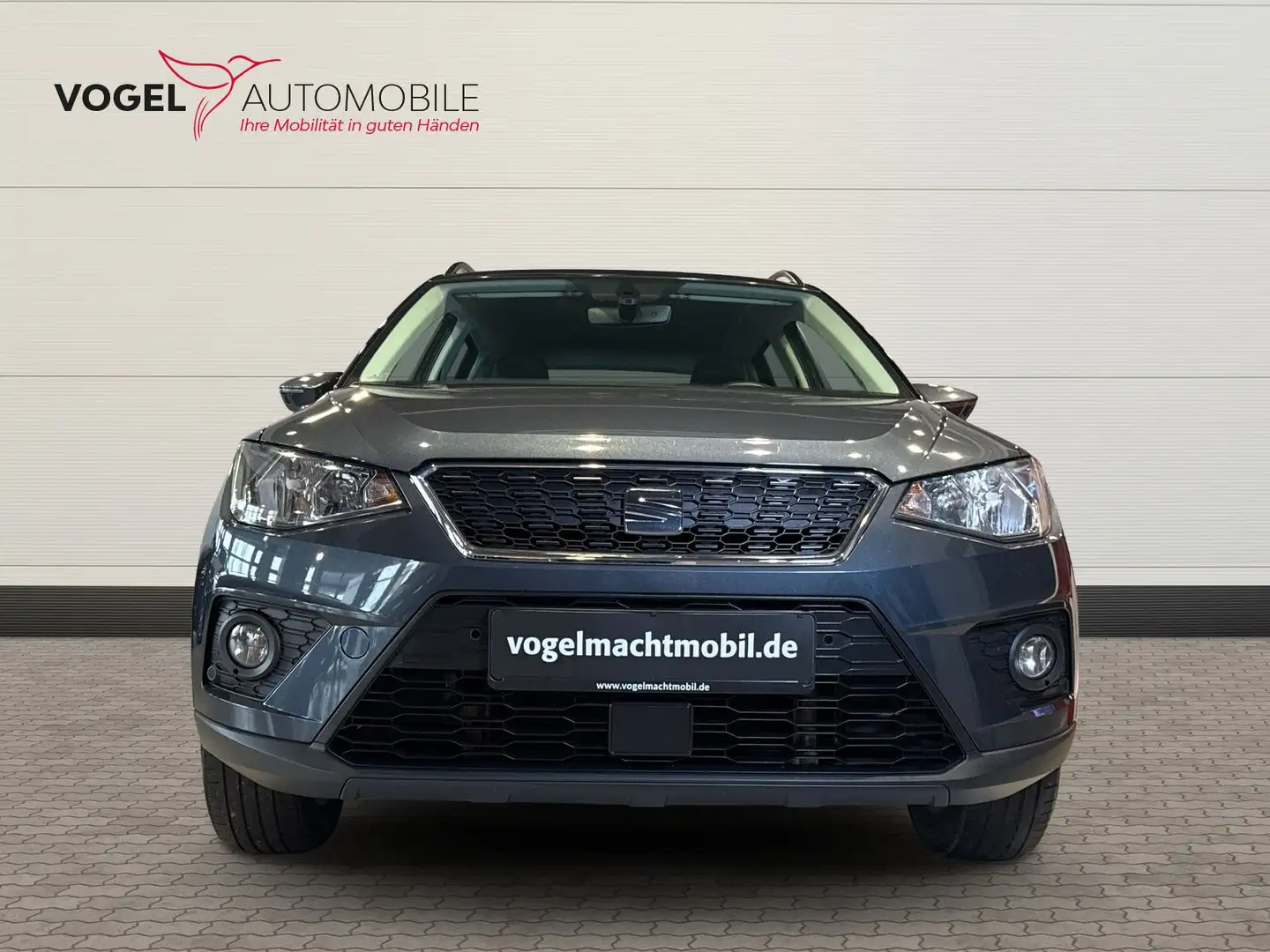 SEAT Arona 1.0 TSI Style Navi+Virtual+PDC+ParkAss+SHZ Grijs - 2