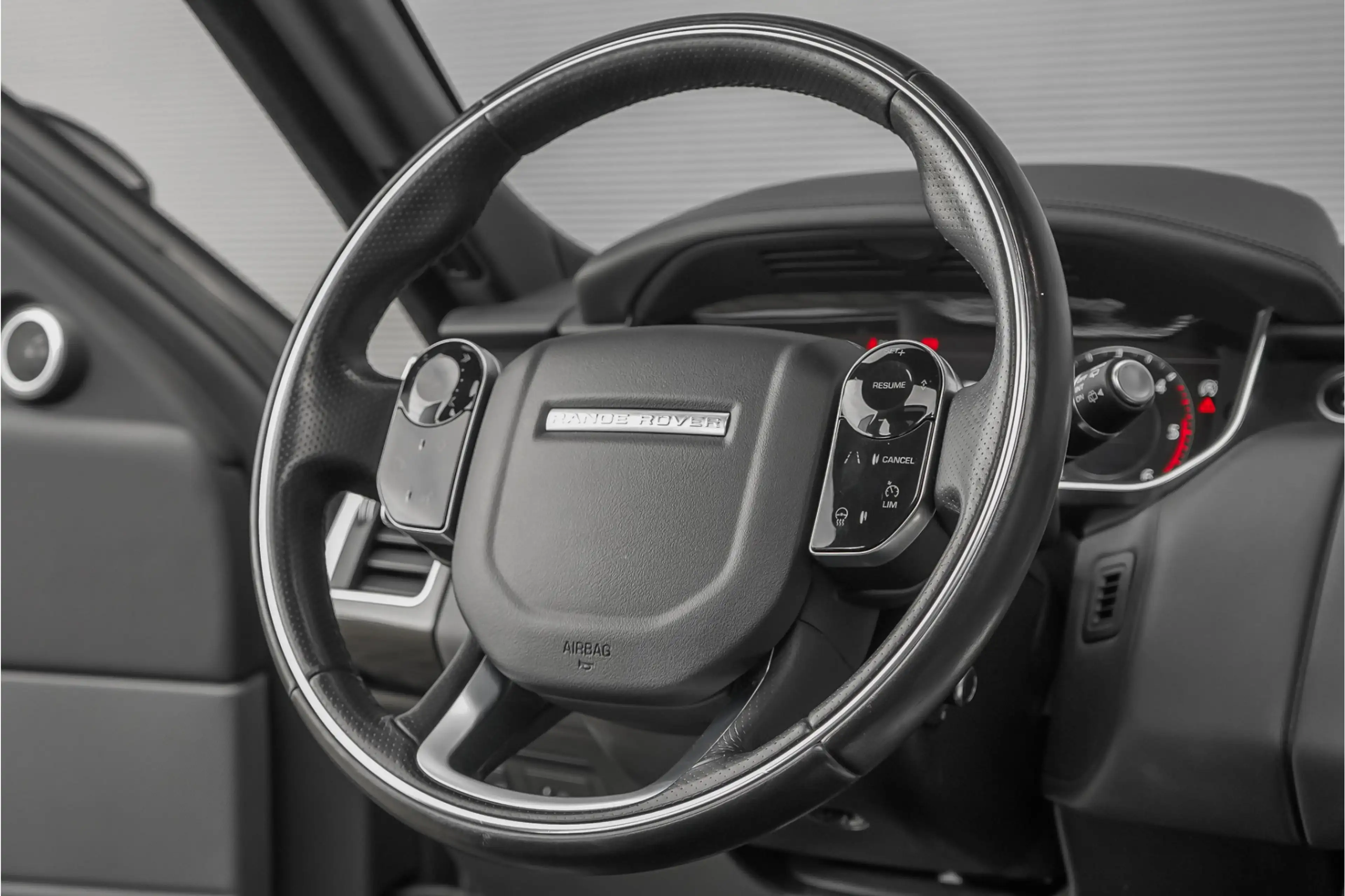Land Rover Range Rover Sport 4.4 SDV8 HSE Dynamic Pano CarPlay Trekhaak 22" — photo 20
