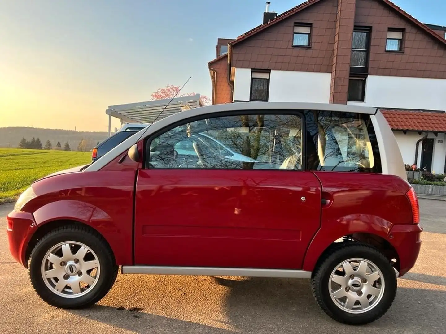 Microcar MC2 Piros - 2