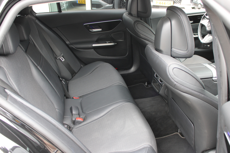 Mercedes-Benz C 300 Estate e Luxury Line — photo 24