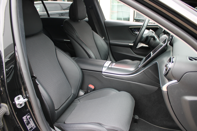 Mercedes-Benz C 300 Estate e Luxury Line — photo 23