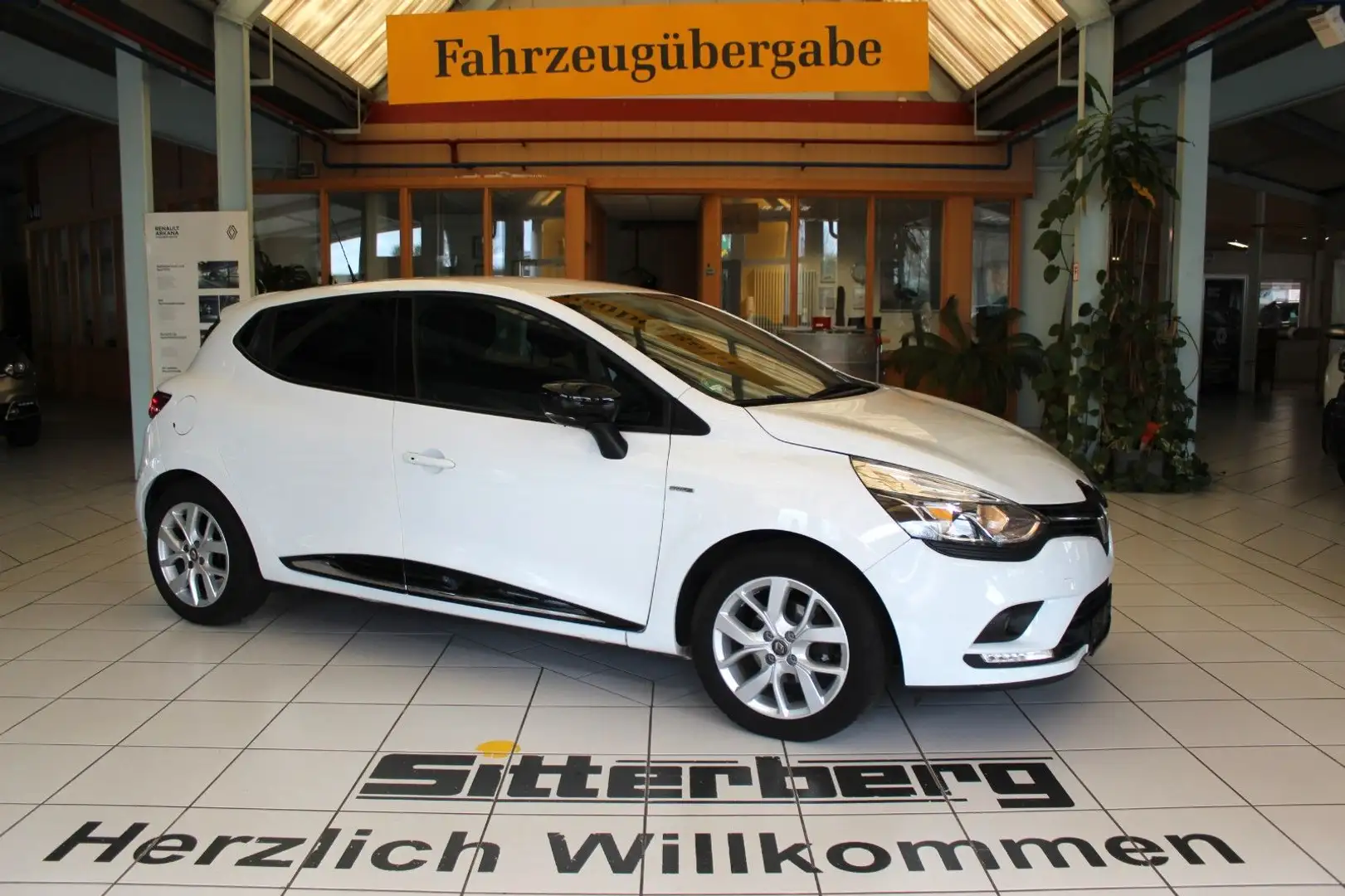 Renault Clio IV Limited TCe 90 Weiß - 1