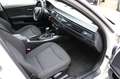 BMW 318 i Touring BiXenon PDC SHZ ESP Weiß - thumbnail 19