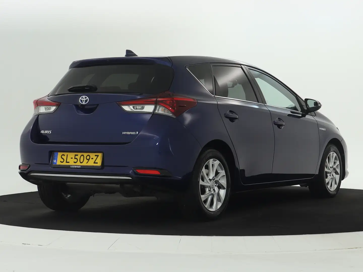 Toyota Auris 1.8 Hybrid Executive Blauw - 2