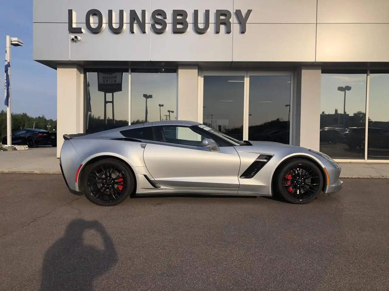 Chevrolet Corvette снимка Chevrolet Corvette