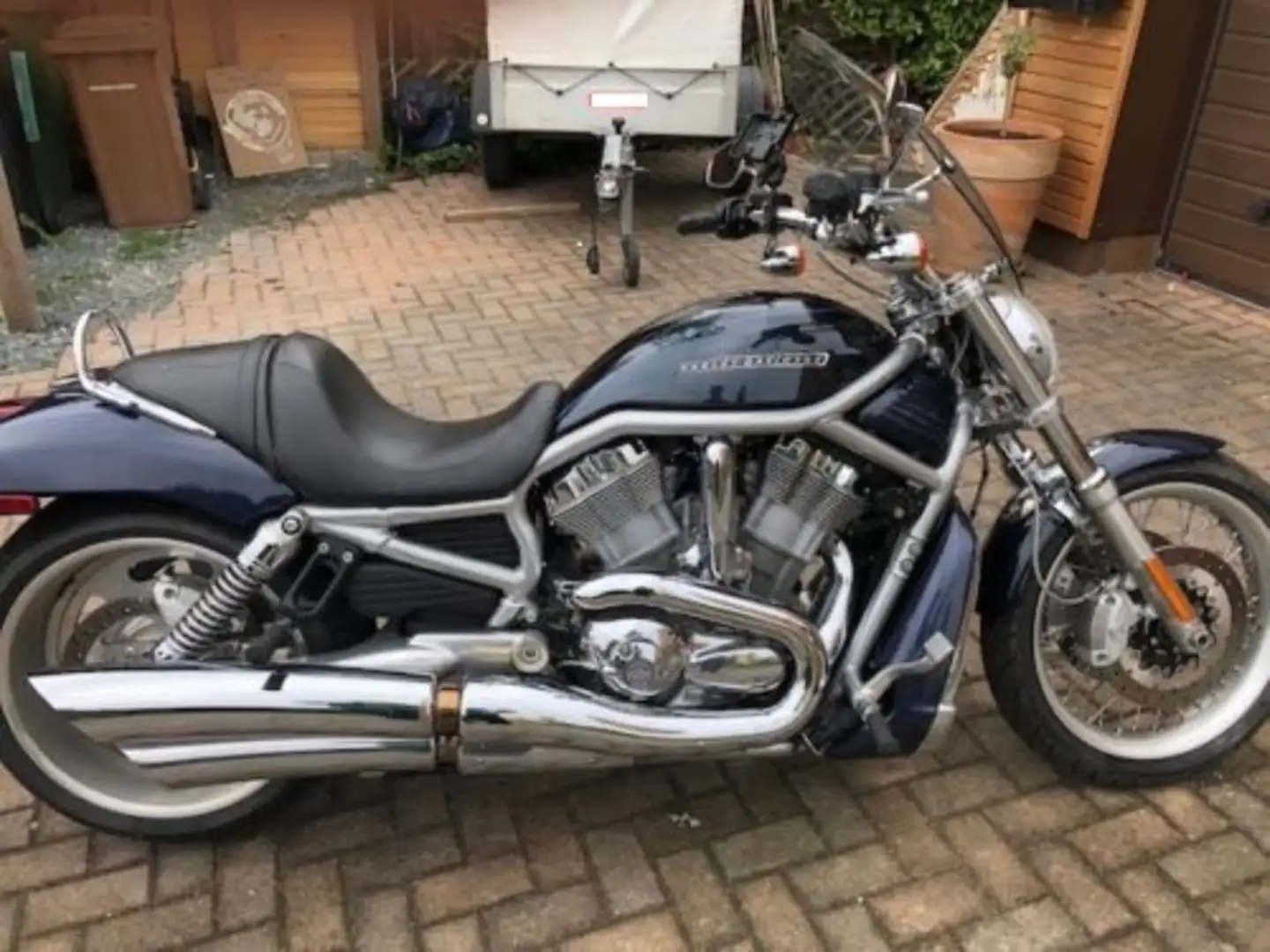 Harley-Davidson V-Rod Albastru - 2