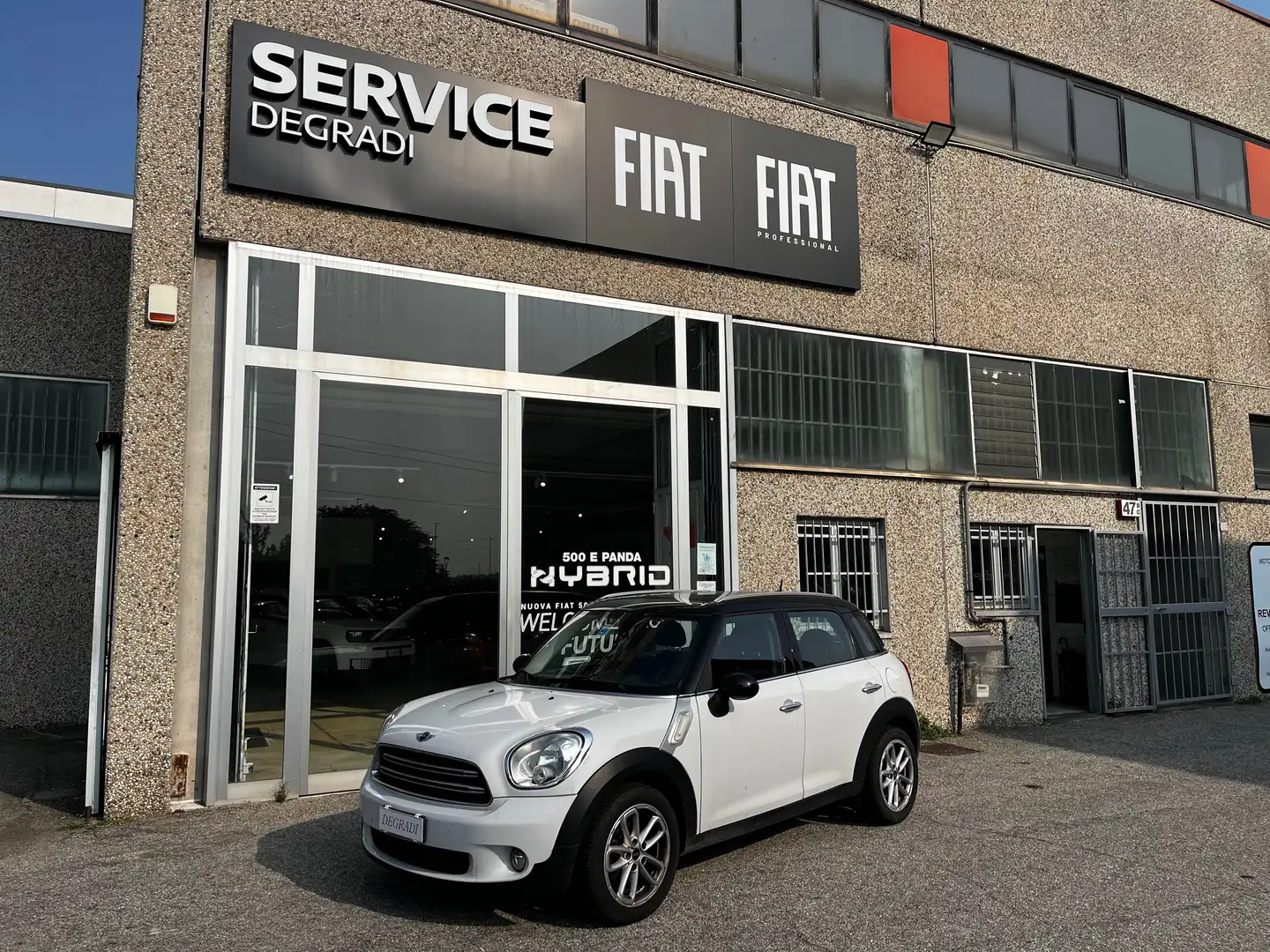 MINI Cooper D Countryman R60 1.6 Business E6 - SEMPRE TAGLIANDATA - Bianco - 1