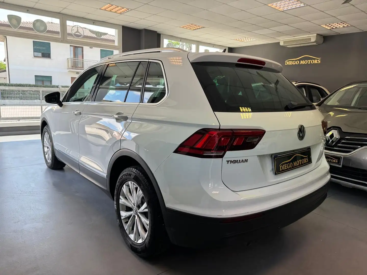 Volkswagen Tiguan 2.0 tdi dsg - 2