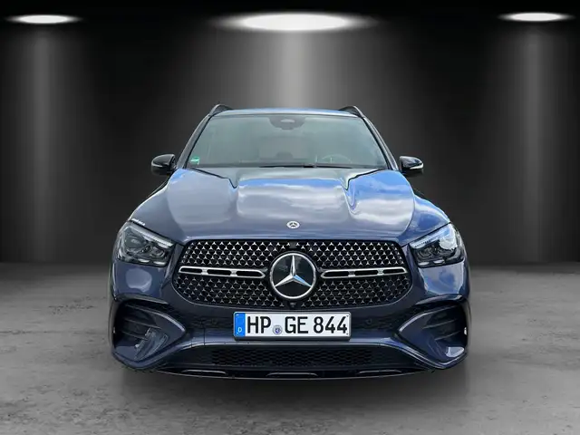 Mercedes-Benz 300 view 6