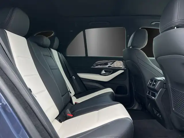 Mercedes-Benz 300 view 10