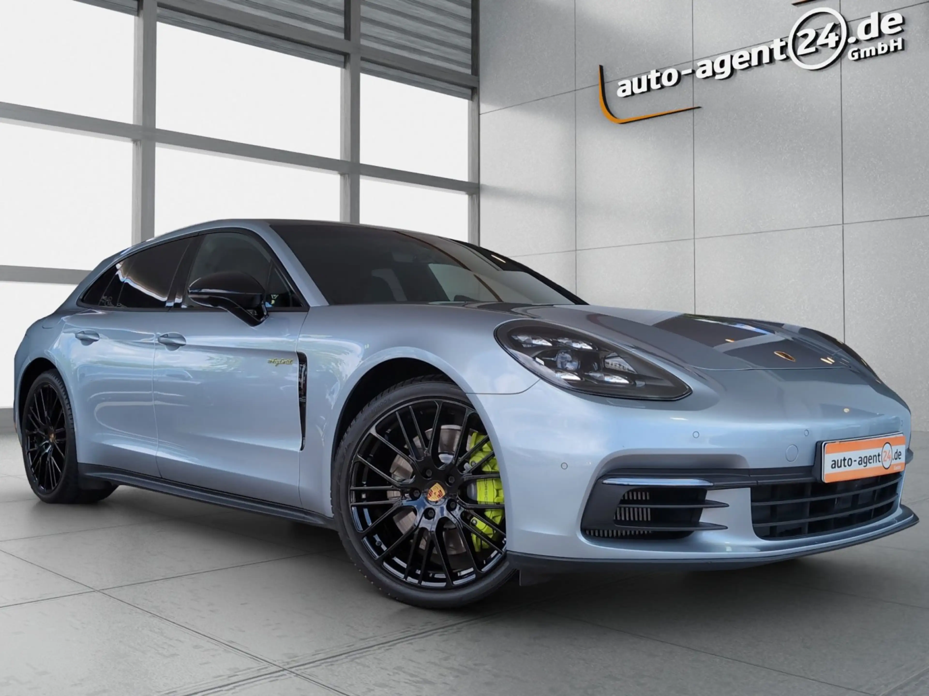 Porsche Panamera 4 E-Hybrid Sport Turismo/Matrix/Nachtsicht/Bose