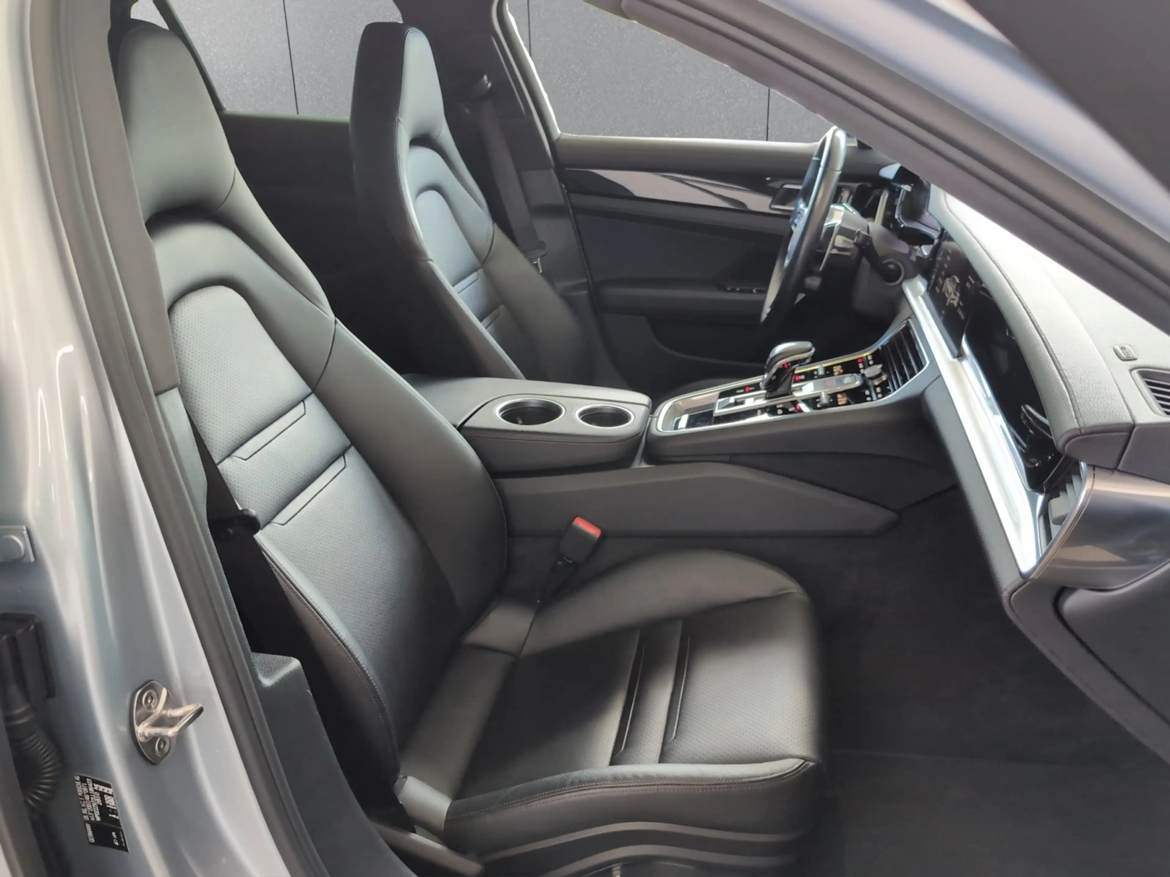 Porsche Panamera 4 E-Hybrid Sport Turismo/Matrix/Nachtsicht/Bose — photo 8