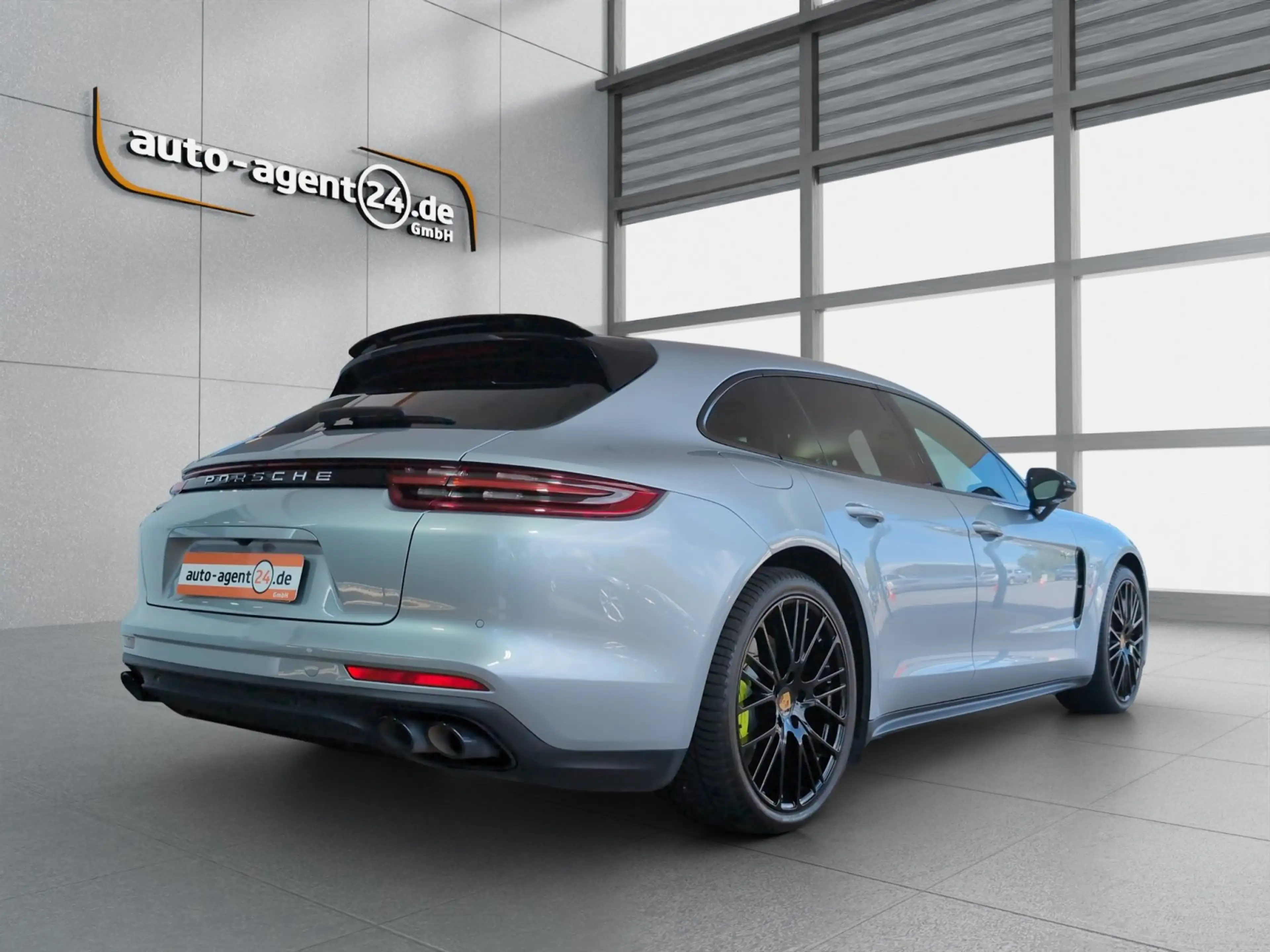 Porsche Panamera 4 E-Hybrid Sport Turismo/Matrix/Nachtsicht/Bose — photo 4