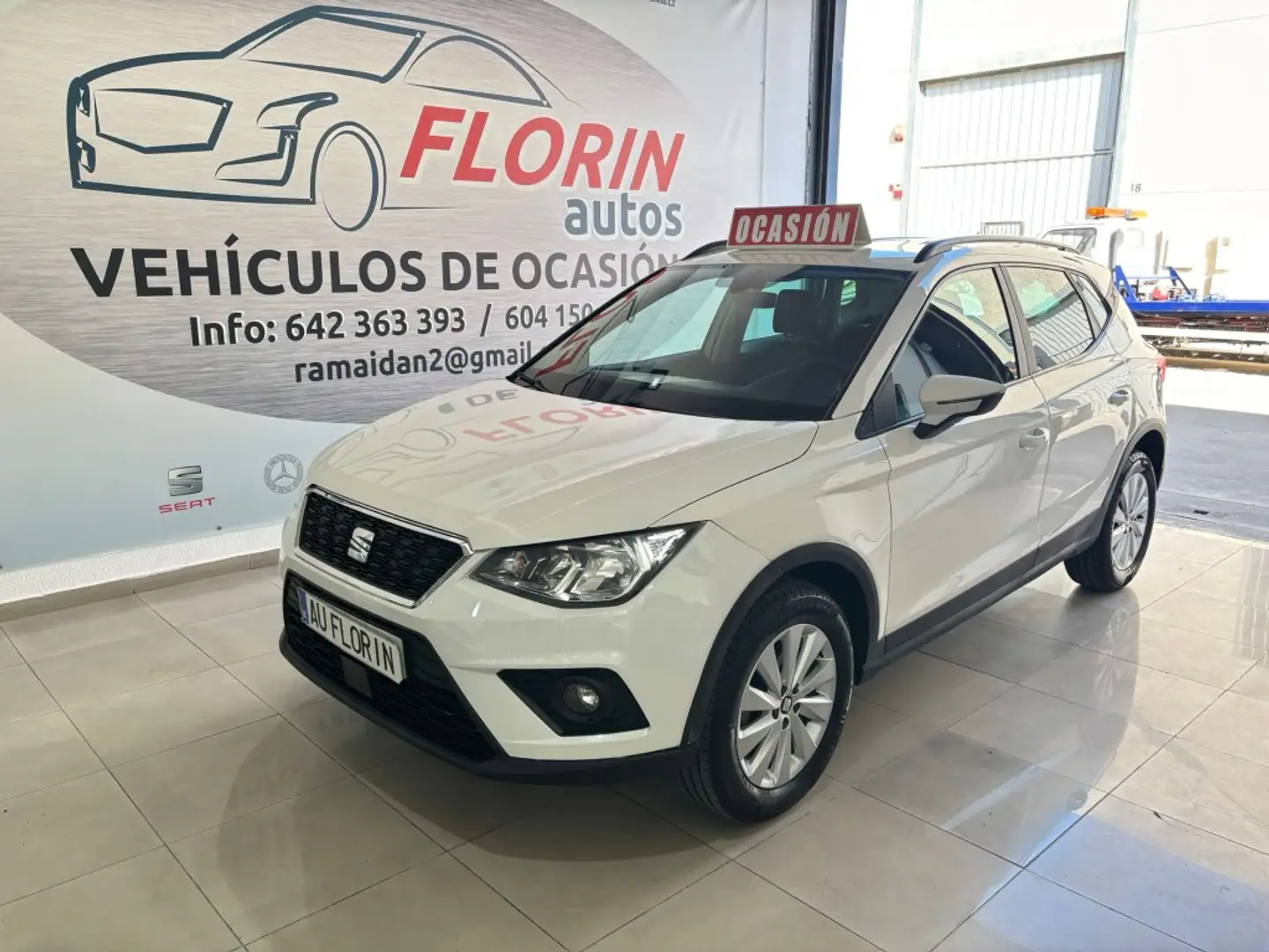 SEAT Arona 1.0 TGI S&S FR 90 Blanc - 2