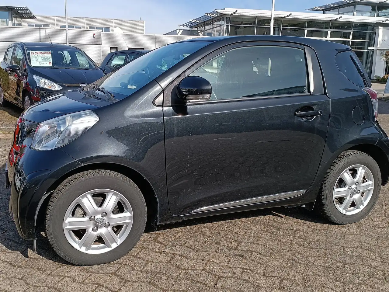 Toyota iQ