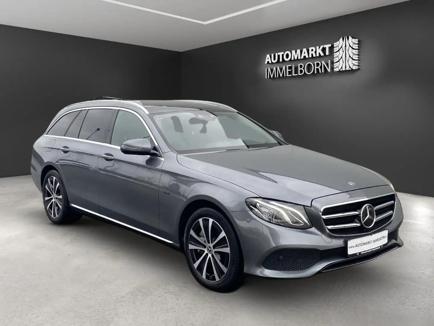 Mercedes-Benz E 300 de Pano*Kamera*Burmester*Distr*LED*Leder Grau - 1