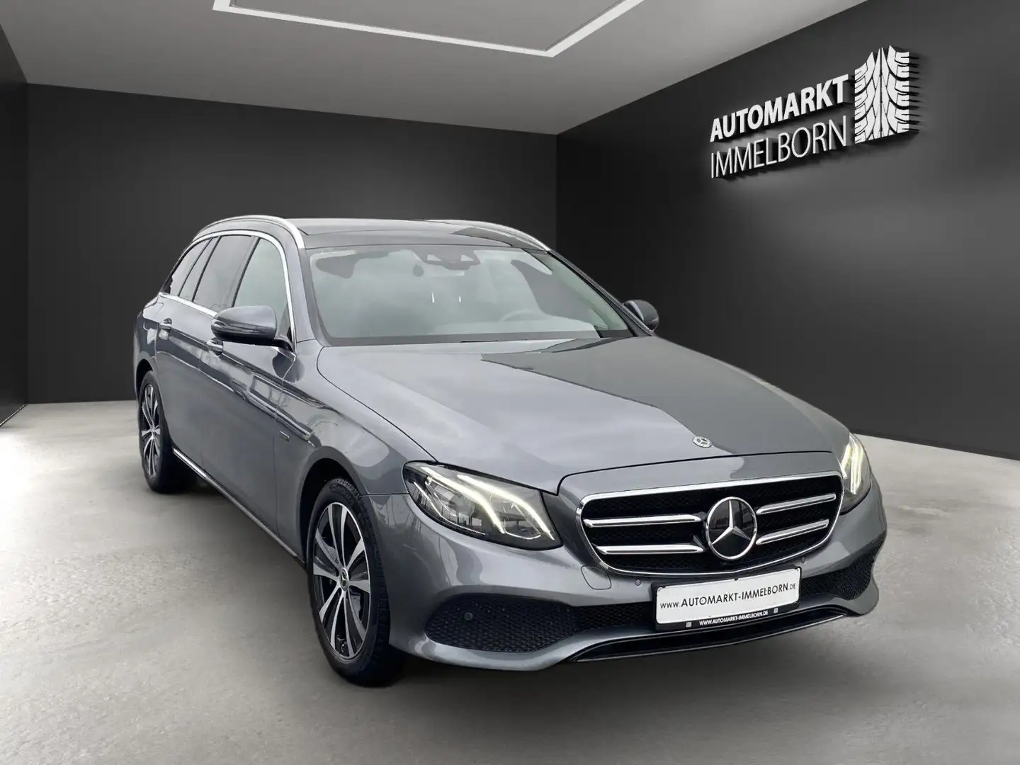 Mercedes-Benz E 300 de Pano*Kamera*Burmester*Distr*LED*Leder Grau - 2