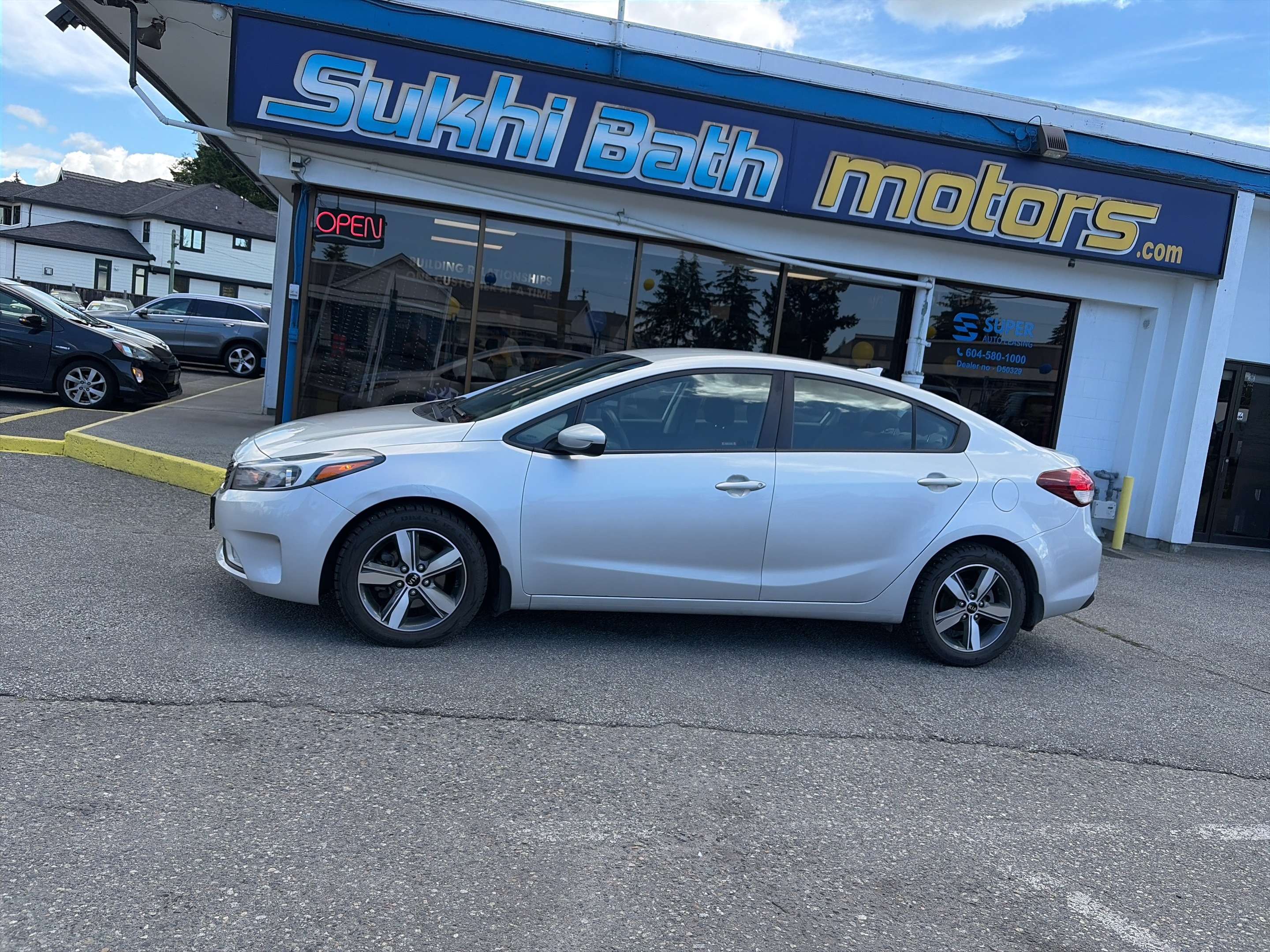 2018 Kia Forte LX Auto + 7-INCH TOUCHSCREEN + SATELLITE RADIO