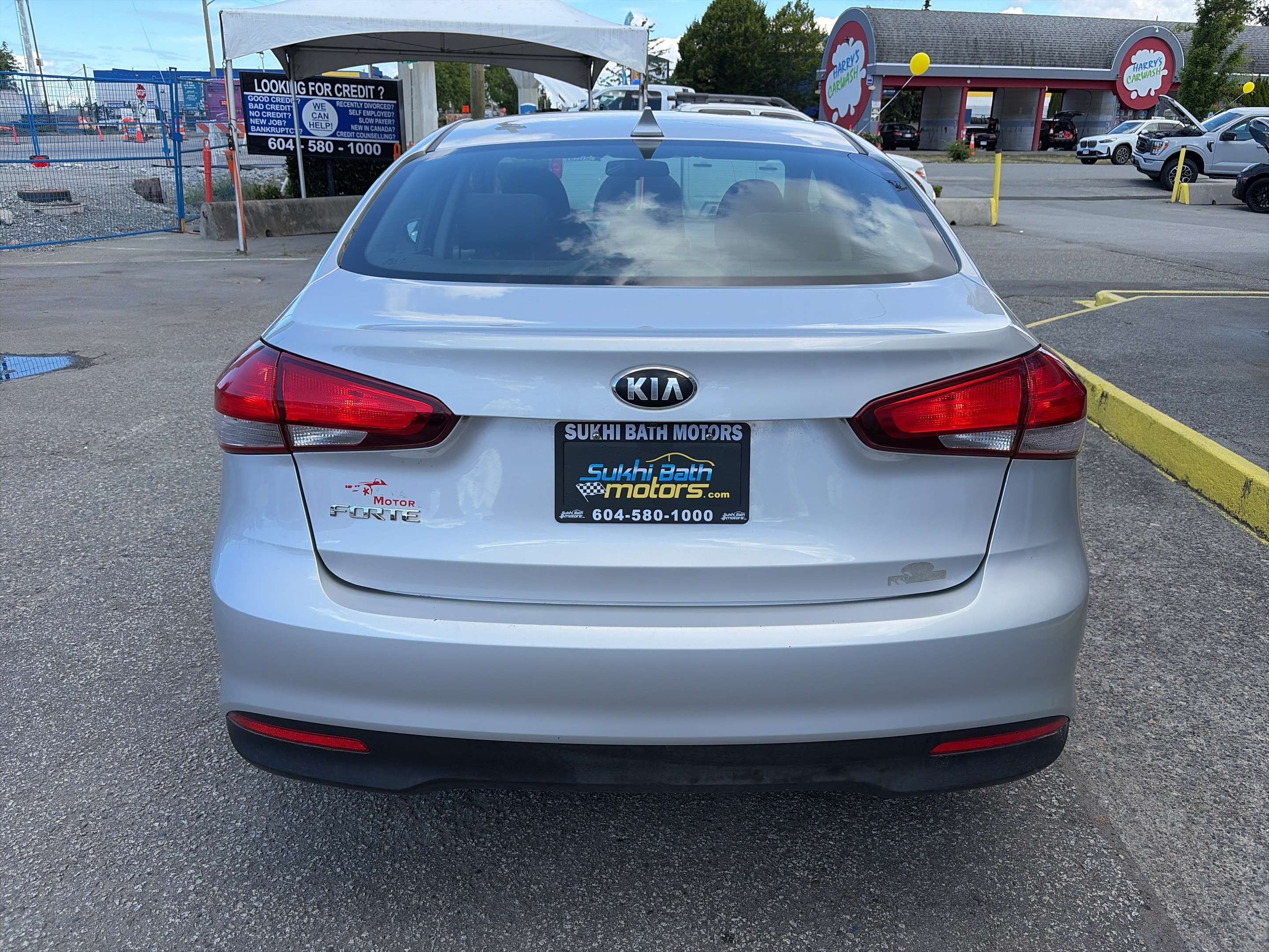 2018 Kia Forte LX Auto + 7-INCH TOUCHSCREEN + SATELLITE RADIO — снимка 1