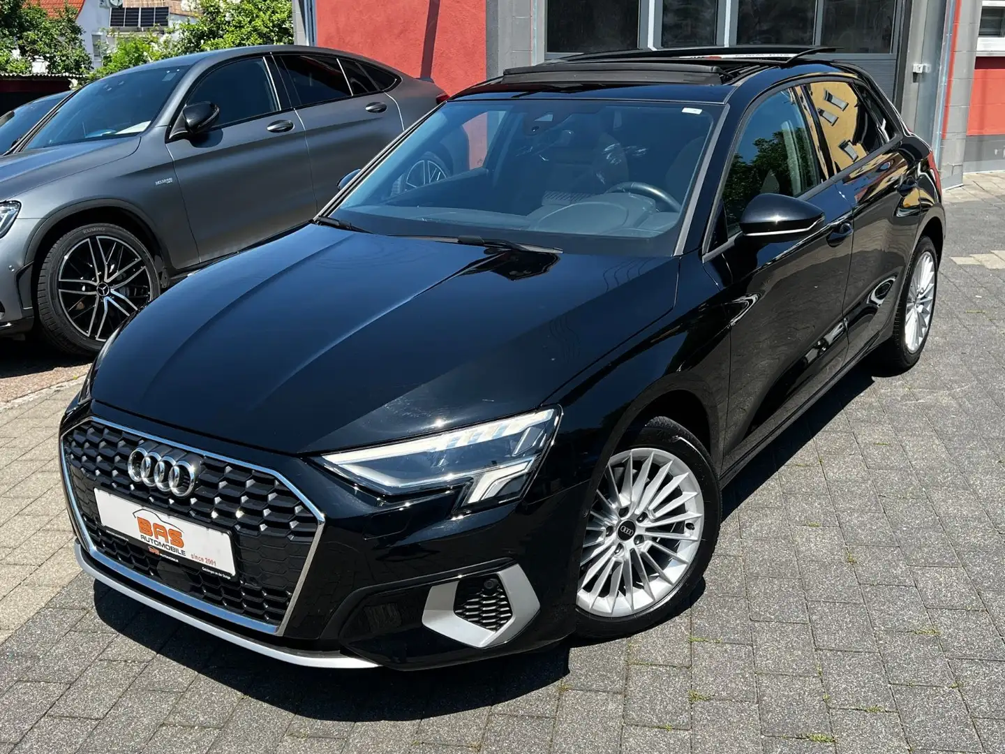 Audi A3 Sportback 30TDI advanced*NAVI*LED*PANO*KAMERA Noir - 1