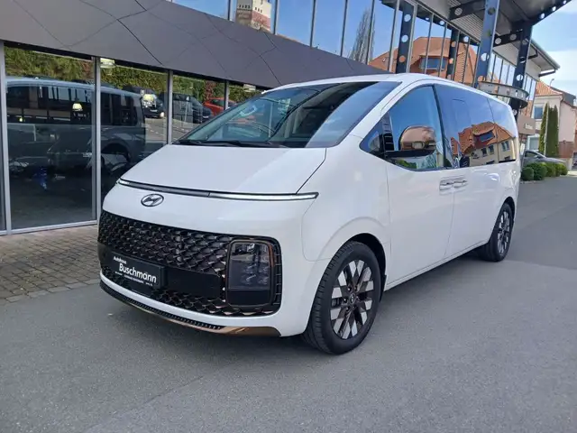 Hyundai STARIA 2.2 CRDi Signature