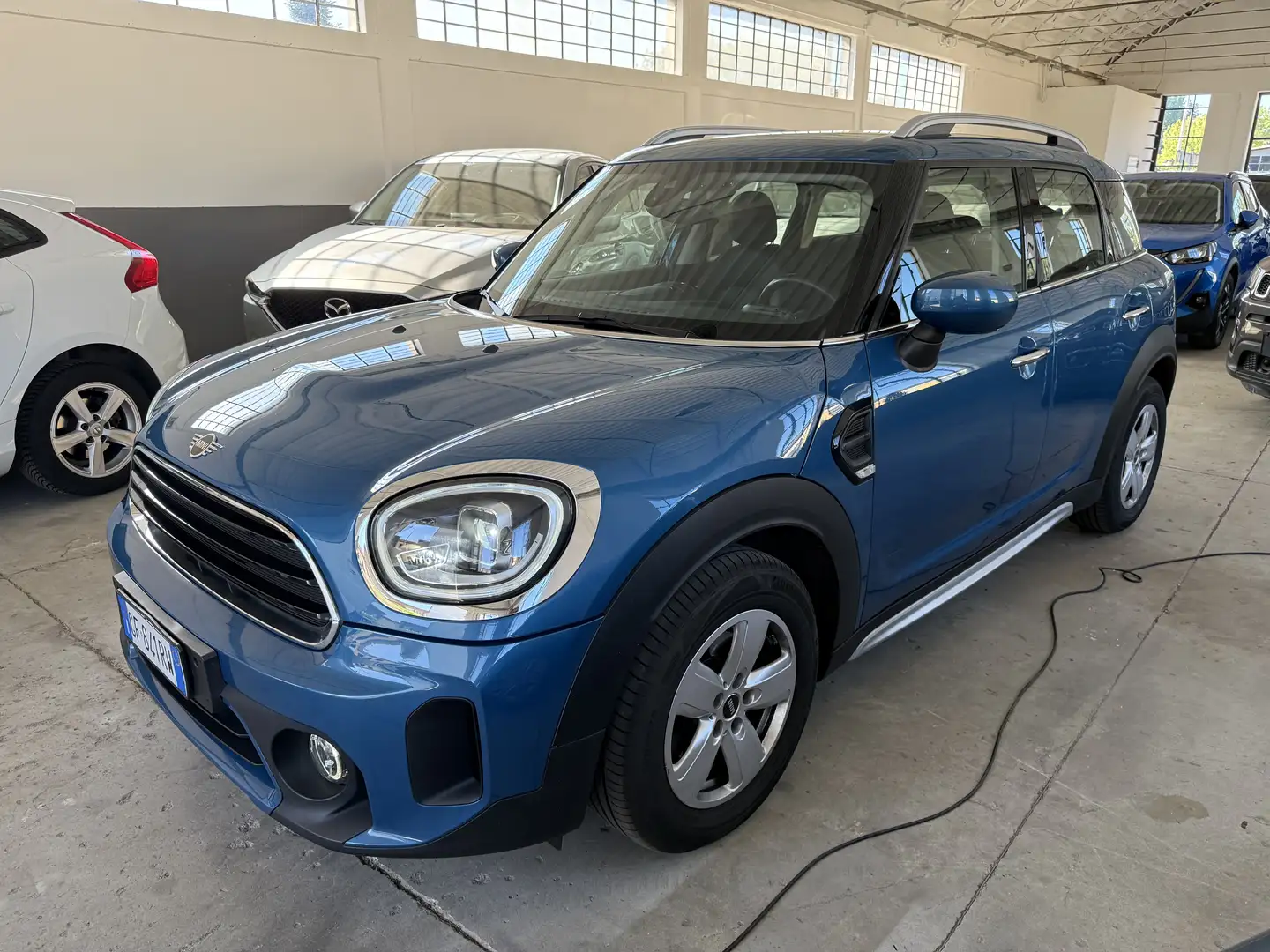 MINI One D Countryman 1.5 Business auto Restyling Bleu - 2